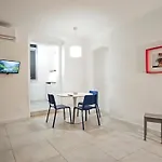 Duodante Apartment *
